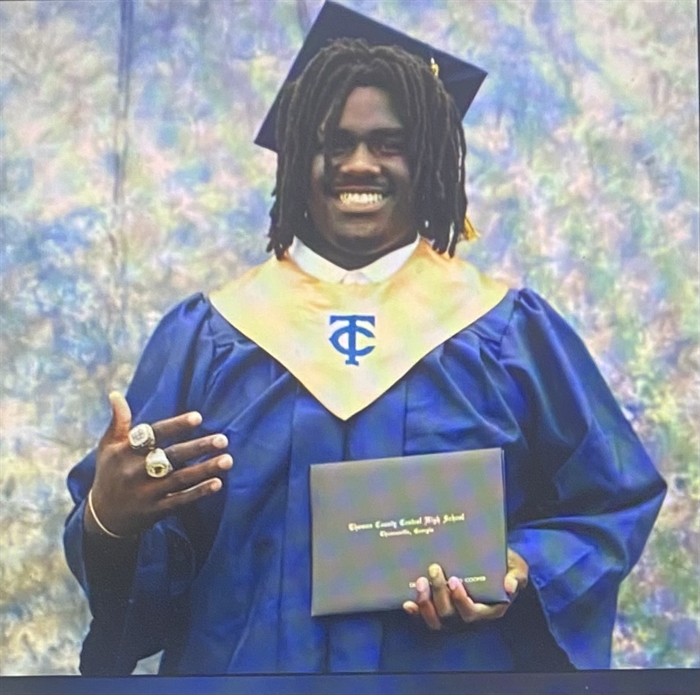 Deontavis Cooper died after sedan overturns in Tallahassee Rd accident